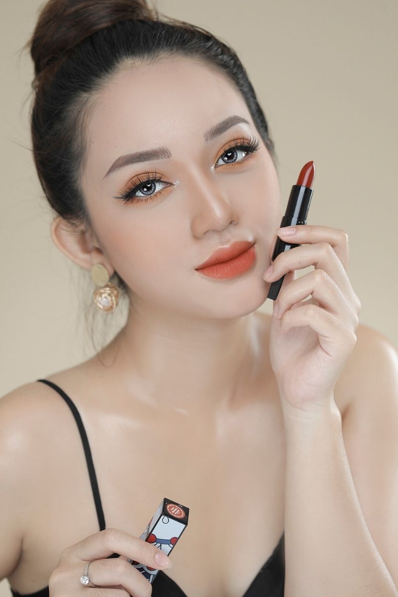 cách chọn màu son phù hợp với tone da, cách lựa chọn màu son phù hợp với da, cách chọn màu son phù hợp với làn da, cách chọn son môi hợp với màu da, cách chọn son phù hợp với màu da, cách chọn màu son hợp với màu da,